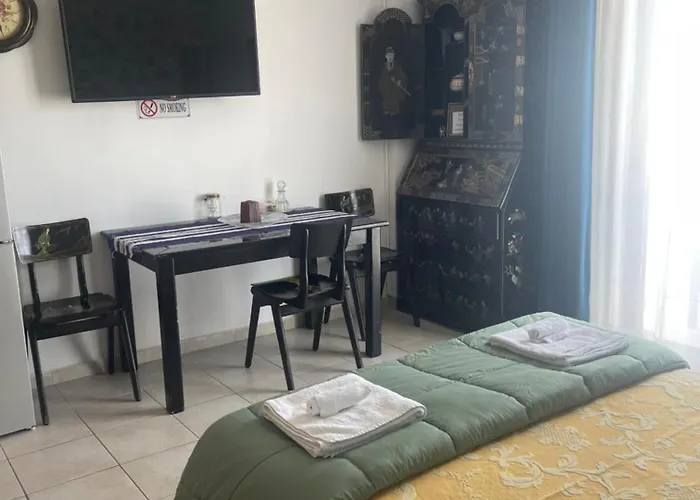Retire Flat In The Heart Of City