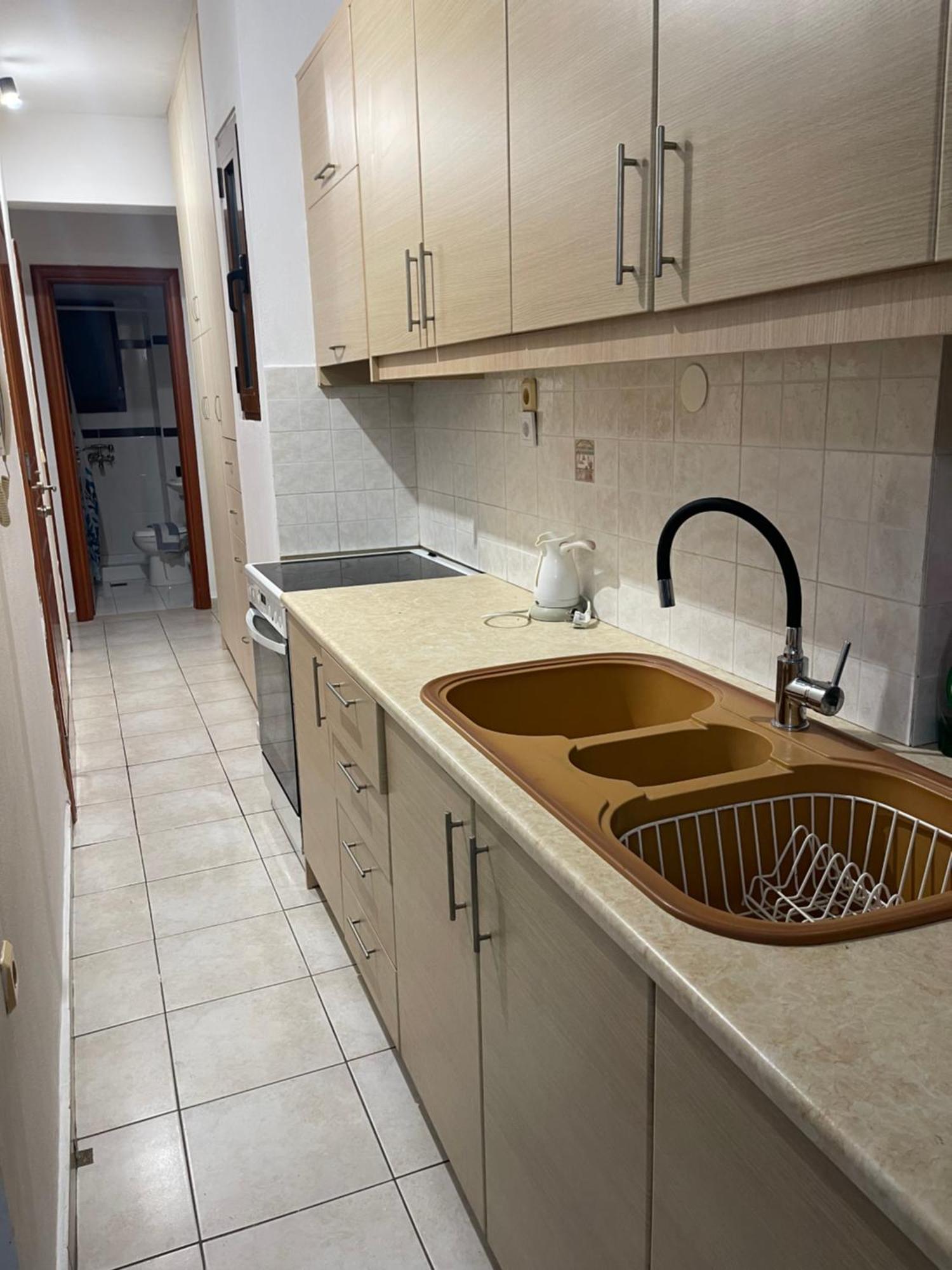 Retire Flat In The Heart Of Apartment *