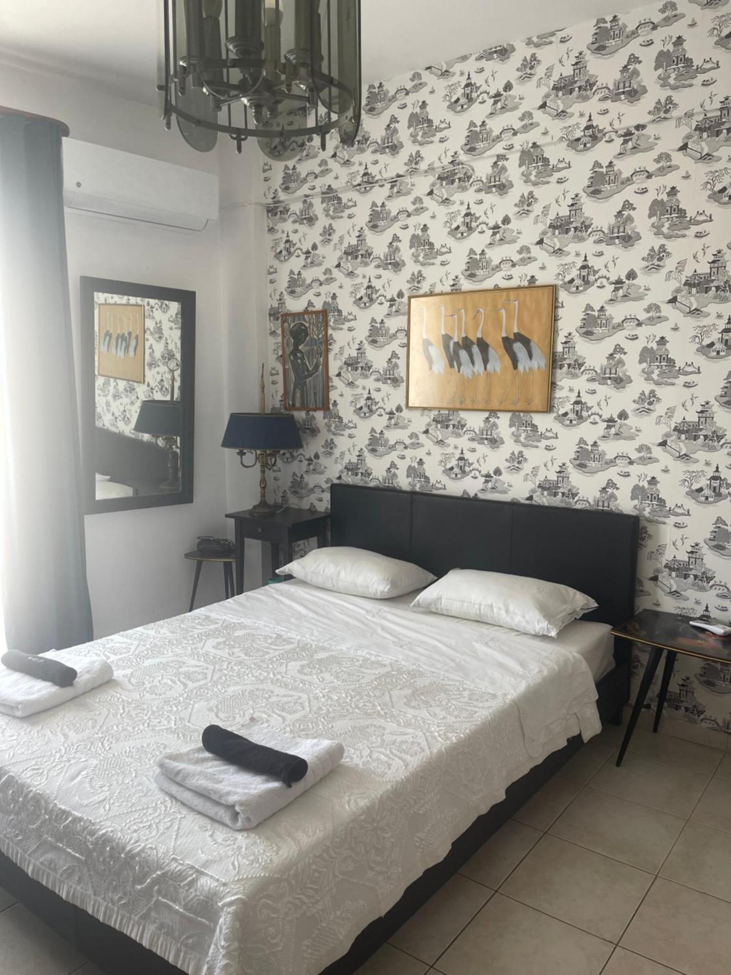 Retire Flat In The Heart Of