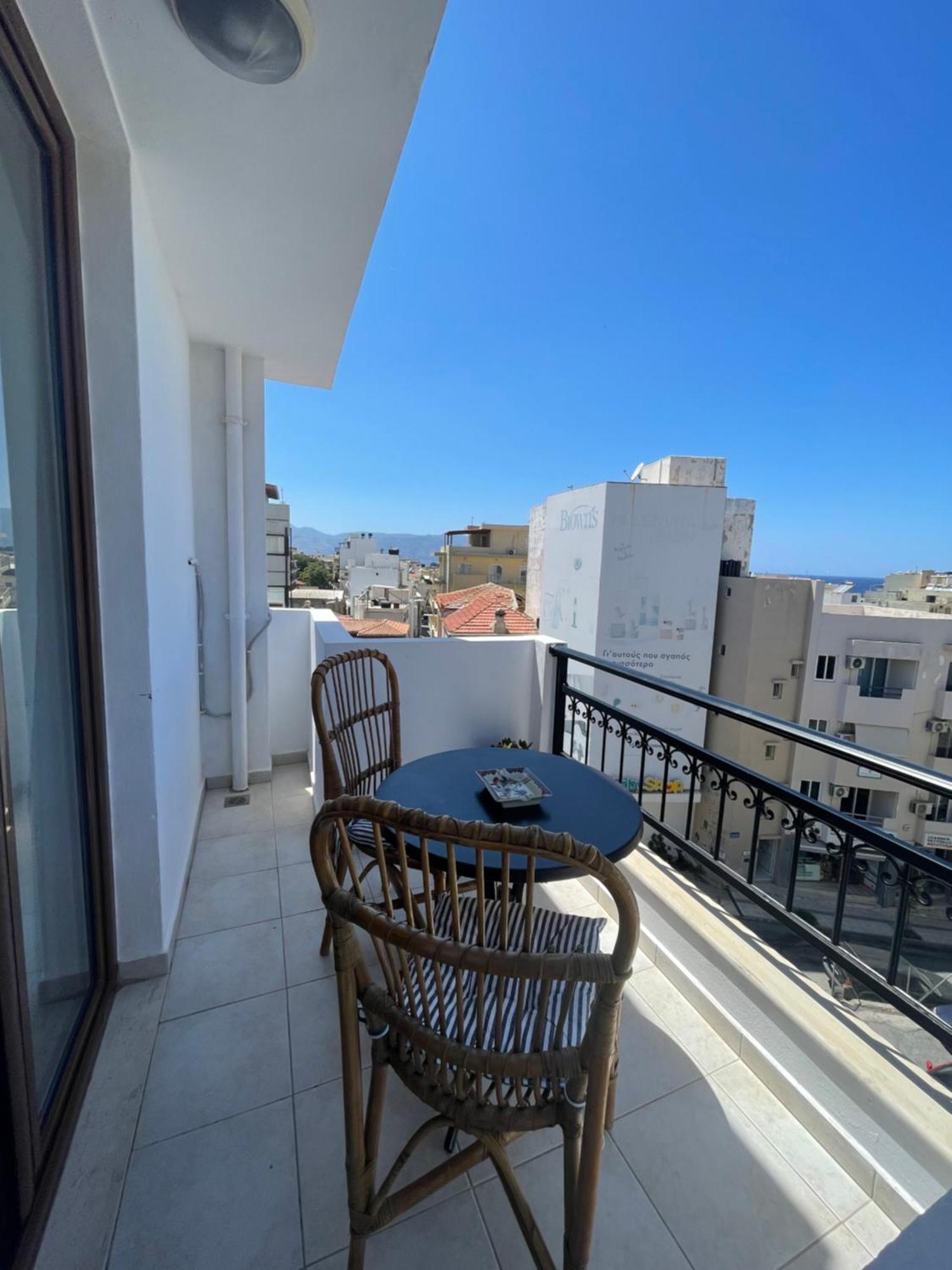 Retire Flat In The Heart Of